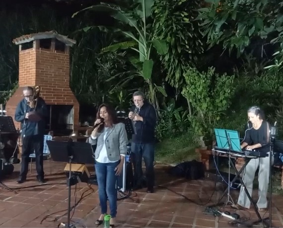 Grupo ClaseAparte - Grupo Musical