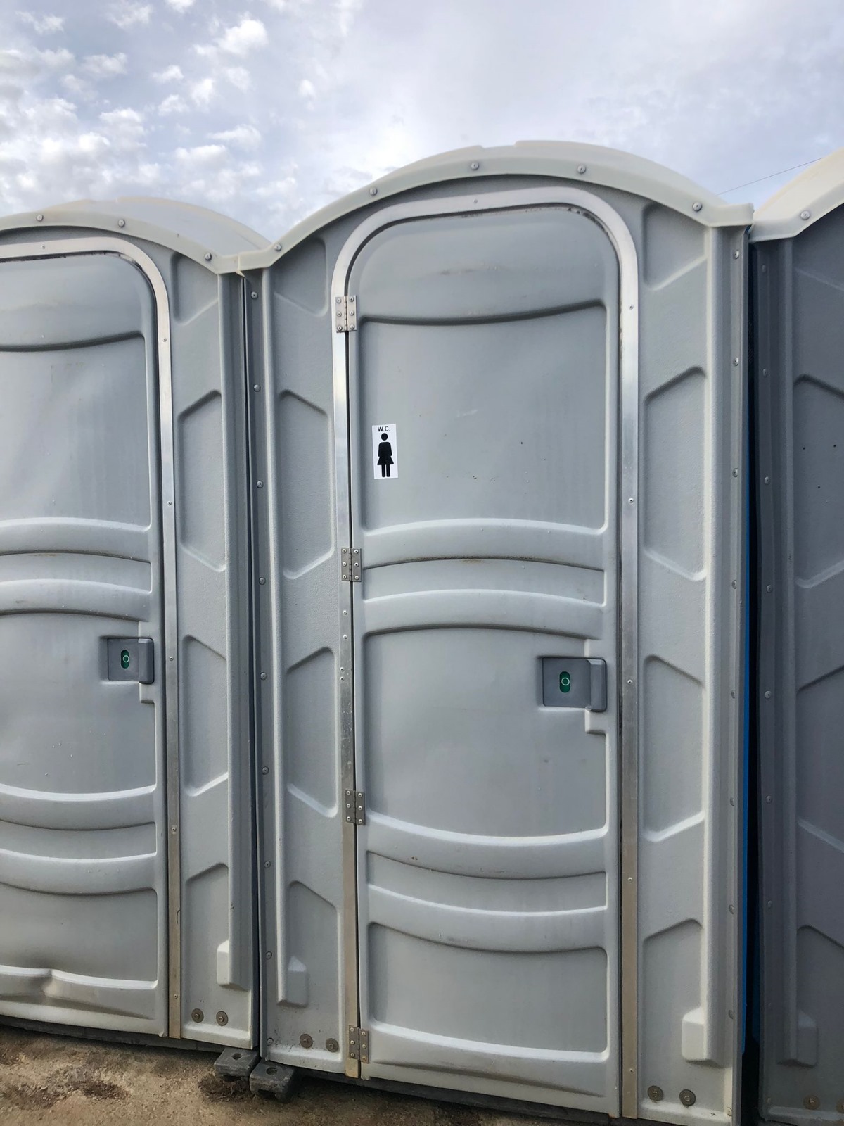 SANITARIOS JUSAL,SLU - Baños Moviles