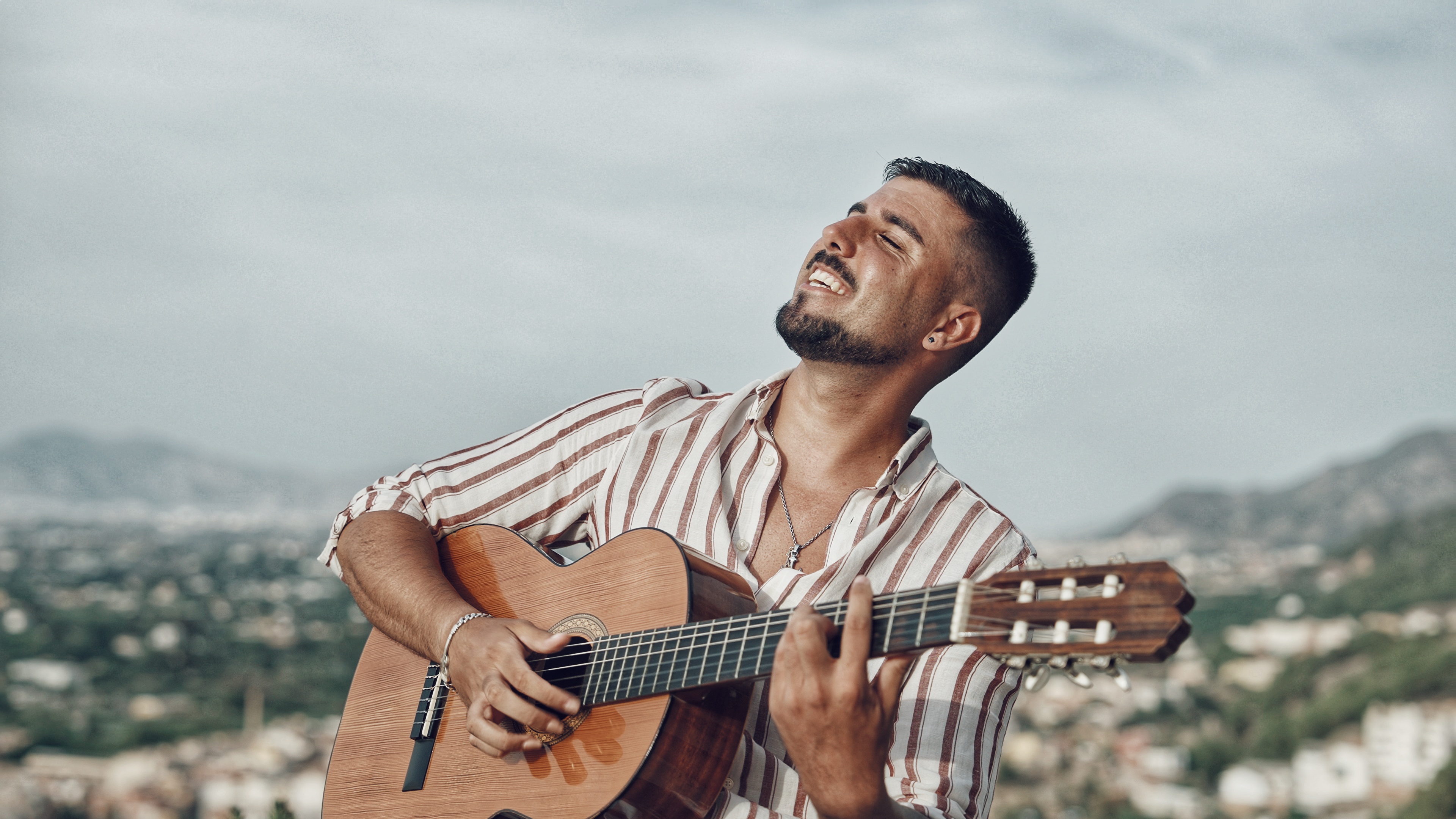 ISMAEL PUERTA - Cantante de Flamenco/Copla