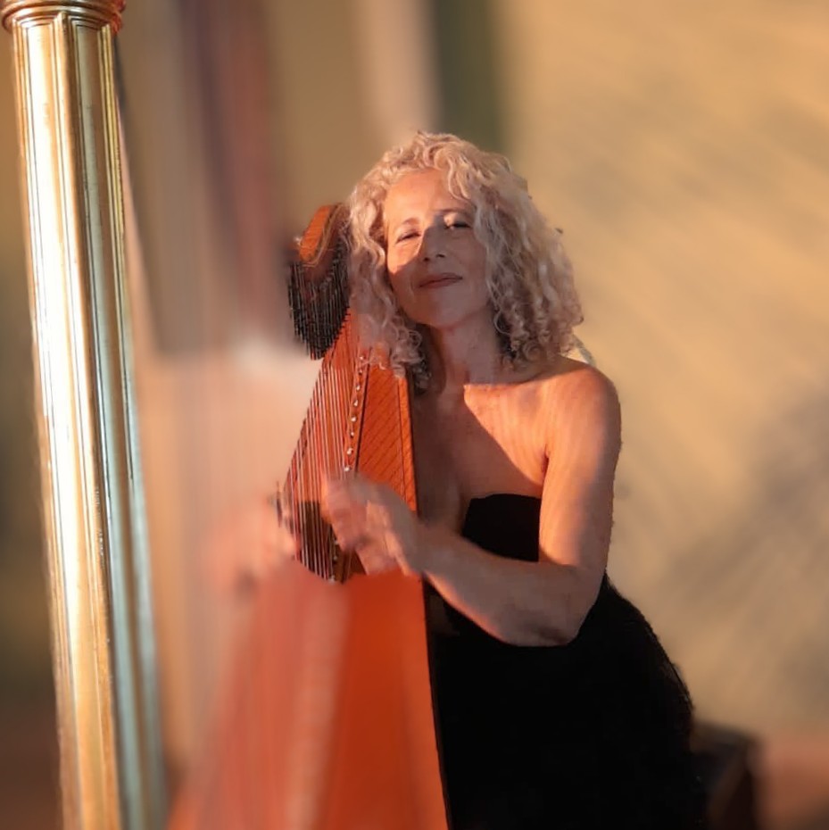 Arpista, Maribel Martín