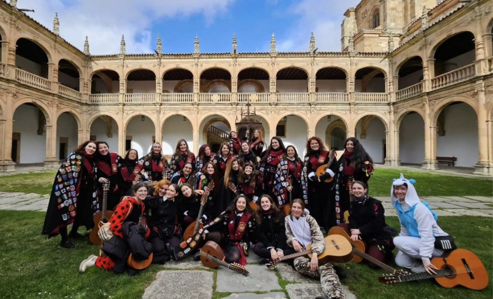 Tuna femenina de la universidad de salamanca