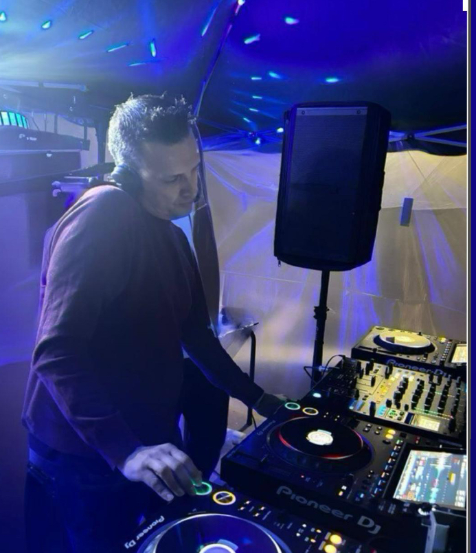 Iván Piña Dj