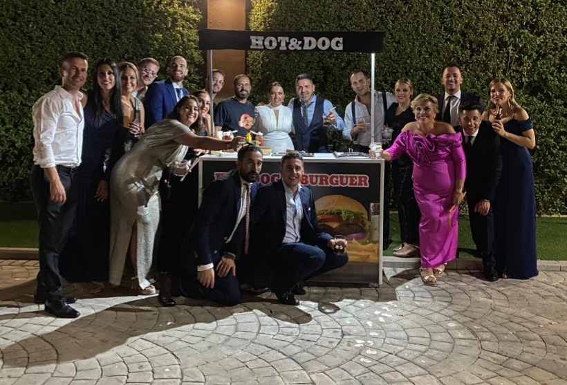 Hot & dog